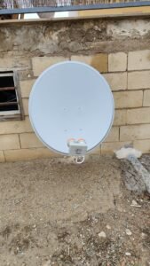 instalación de antena parabólica Hot Bird 13-Astra 19,2